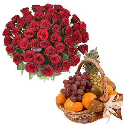 Отправить цветы и корзину фруктов в Ригу с доставкой