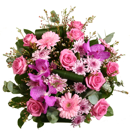 Flower delivery. Exotic orchid Vanda - bright  accent in a pink flower bouquet.
Attention! This bouquet is delivered in