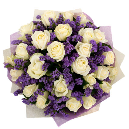 Ziedu veikals. 25 vai 15 baltas rozes saspēlē ar zilām limonijām veido graciozu un izsmalcinātu ziedu pušķi.

Ziedu klāsts