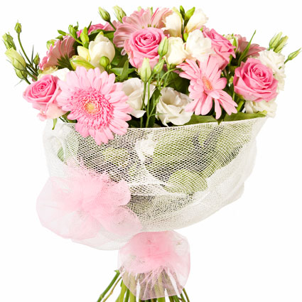 Ziedu piegāde Rīgā. Romantisks pušķis. Sastāvs:  rozā rozes, rozā gerberas, baltas lizantes,baltas frēzijas