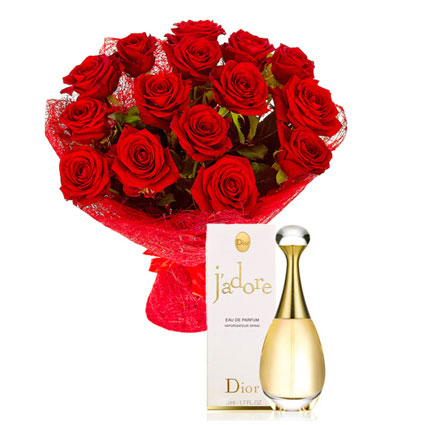 Ziedu piegāde, 15 sarkanas 60 cm garas rozes dekoratīvā saiņojumā un Dior sieviešu smaržas Jadore EDP 50 ml.