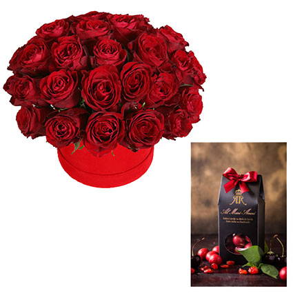 Красивый подарок. Цветочная коробка с 25 или 33 красными розами