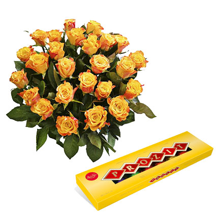 Bouquet of 25 orange-yellow roses and liqueur chocolate box "LAIMA PROZIT" 180 g.