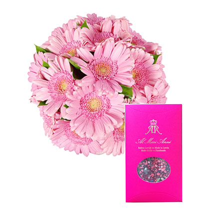 Pink Gerberas And AL MARI ANNI Milk Chocolate With Strawberries, Pistachios And Violet Flowers  80 g