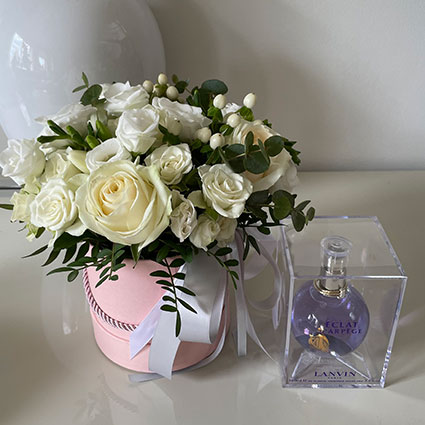 Flower box with white flowers and perfume LANVIN ECLAT DARPEGE EDP 100 мl