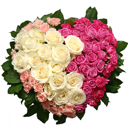 Ziedi. Rožu pušķis veidots sirds formā no baltām un dažādu toņu rozā rozēm.
 Ziedu klāsts ir ļoti plašs. Var gadīties, ka